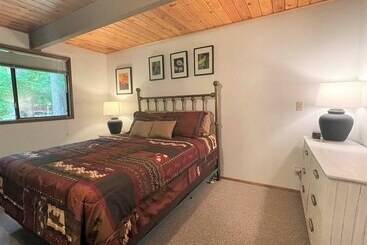 Rainier Retreat
