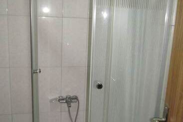 Zeus Apart Otel