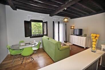 Apartamentos Santa Lucía