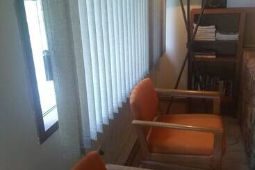 تختخواب و صبحانه Tanglewood Suites