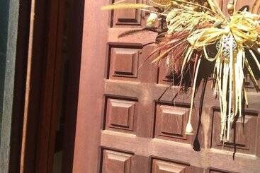 تختخواب و صبحانه Tanglewood Suites