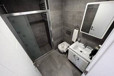 Deniz Otel