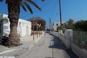 Evelina Beach Pension A Breath Away From The Black Beach Offer Plenty Of Accommodation Type To Suit