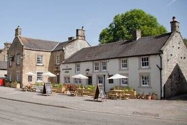 مسافرخانه The Devonshire Arms