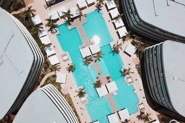 هتل Aira Boracay