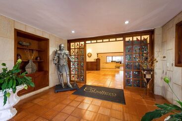 هتل Boutique Casa Caballero