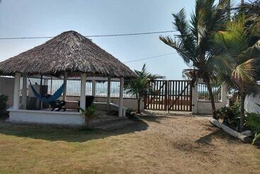 هتل Cabañas Villa Maria
