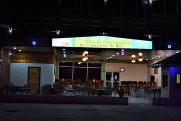 בית מלון כפרי Caribbean Inn