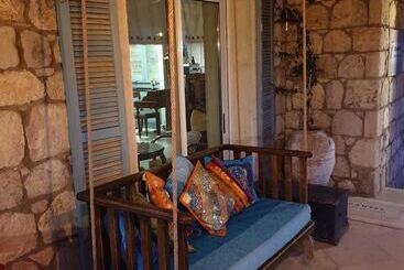 هتل Dantel Konuk Evi