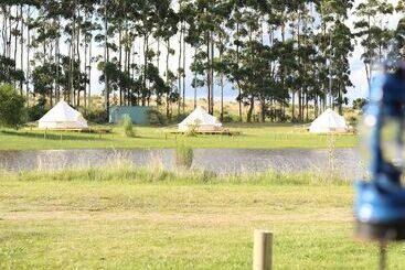 هتل Folk Glamp Tents
