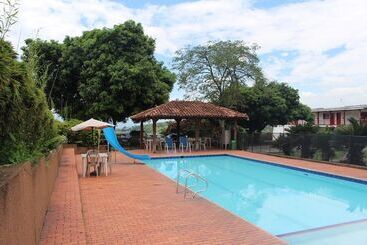 هتل Hacienda El Caney