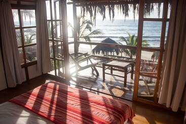 هتل Hoja De Palma Bungalows