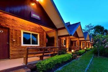 هتل Phusiatfha Resort