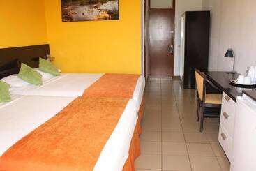 هتل Residence Inn Nickerie