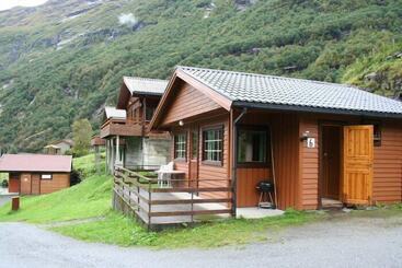 هتل Solhaug Camping