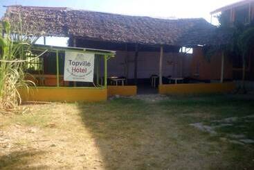 هتل Topville