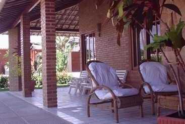 هتل Villa Joia Pousada
