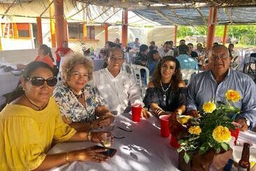 هتل Y Finca Villa Soleil