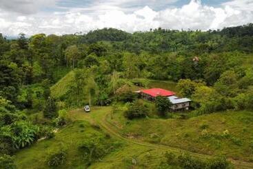 پانسیون Albergue La Laguna Corcovado Park