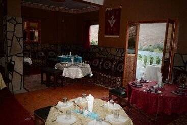پانسیون Auberge Restaurant Tizgui