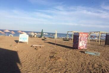 پانسیون Elibol Camping