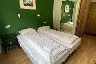 پانسیون Hörgsland Guesthouse