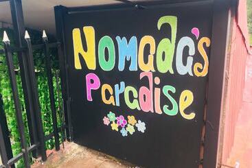 پانسیون Nomadas Paradise House