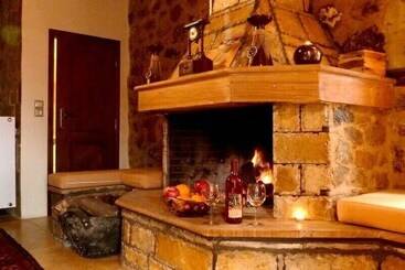 پانسیون Paliokastro Guesthouse