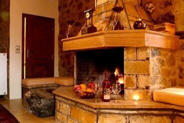 پانسیون Paliokastro Guesthouse