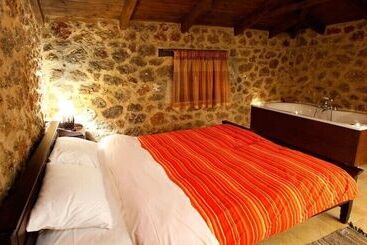 پانسیون Paliokastro Guesthouse