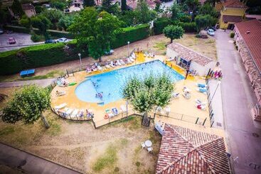 استراحتگاه Village Vacances Passion La Grande Bastide