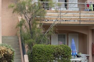 استراحتگاه Village Vacances Passion La Grande Bastide