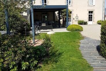 Studios Marie Barrault