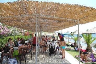 Teras Motel