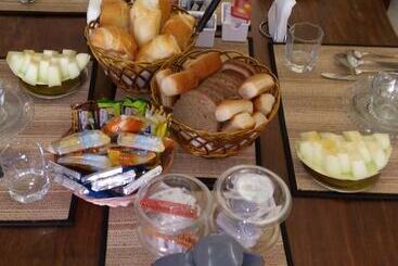 تختخواب و صبحانه Casa Da Rose Homestay