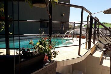 تختخواب و صبحانه Casa Da Rose Homestay