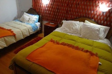 تختخواب و صبحانه Hostal Vida 2000