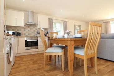 Elm Cottage