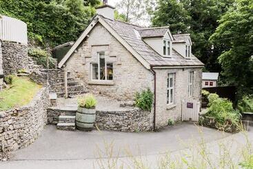 Honeypot Cottage