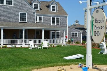 Hotel Beach Breeze Inn