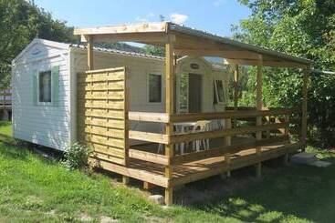 هتل Camping La Tour
