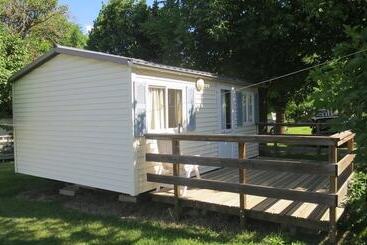 هتل Camping La Tour