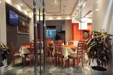 בית מלון כפרי Chaska Suites