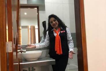 هتل Chaska Suites