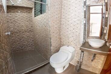בית מלון כפרי Chaska Suites