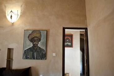 هتل Kasbah Ait Ben Moro