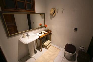 هتل Morro Do Azeite Ecolodge