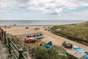 Larksbay View