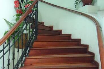 Las Torres Hostal