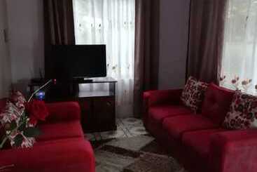 پانسیون Nayuribe Familiar House